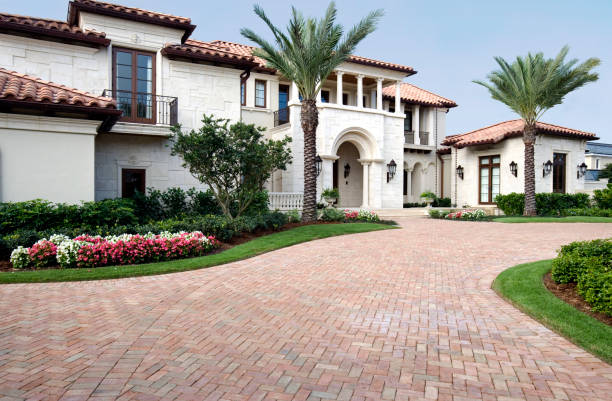 Best Professional Driveway Pavers  in Ellettsville, IN